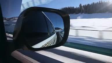 新疆伊犁果子沟沿路雪景视频的预览图